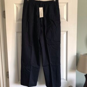Alfred Dunner black pull on dress pants in size 10